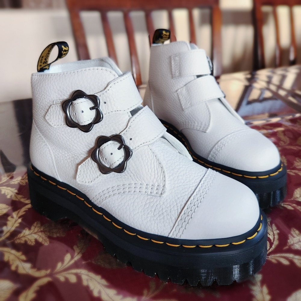 [SOLD] Dr. Martens Devon Flower Buckle Platform Boots